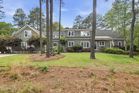 139 Hammerstone Cir, Whispering Pines, NC 28327