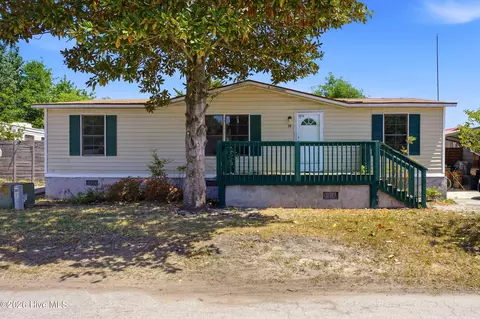 6140 Carolina Beach Rd #TRLR 39, Wilmington, NC 28412