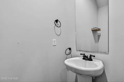 Bath - 412 Elgin Rd, Hubert, NC 28539 photo 1 of 3