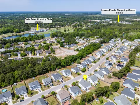 204 Waldorf Way, Hampstead, NC 28443
