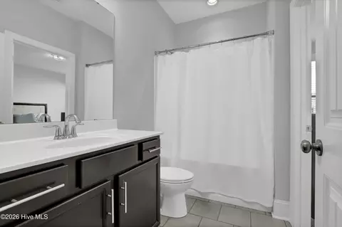 Bath - 204 Waldorf Way, Hampstead, NC 28443 photo 1 of 6