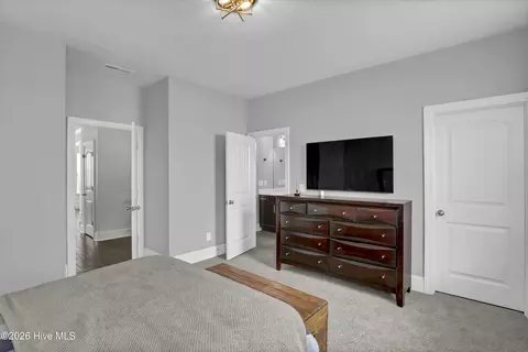 Bedroom - 204 Waldorf Way, Hampstead, NC 28443 photo 2 of 9