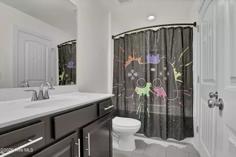 Bath - 204 Waldorf Way, Hampstead, NC 28443 photo 6 of 6