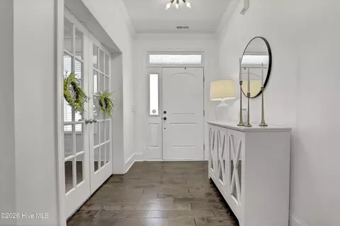 Entry Way - 204 Waldorf Way, Hampstead, NC 28443 photo 2 of 5