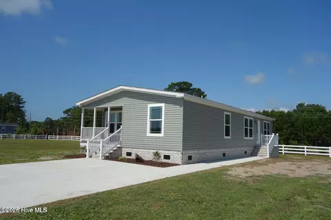 880 Yaupon Dr SW, Calabash, NC 28467