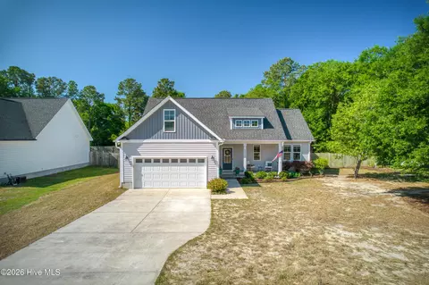 2520 Sloop Point Rd, Hampstead, NC 28443