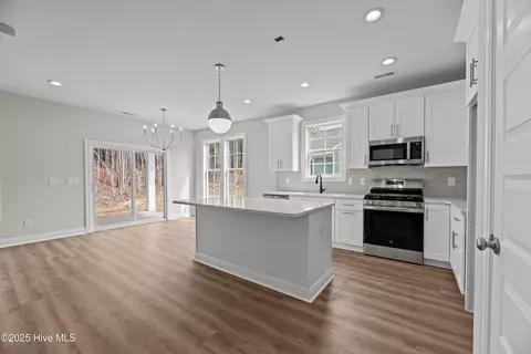 Kitchen - 1009 Exeter Pl, New Bern, NC 28562 photo 1 of 1