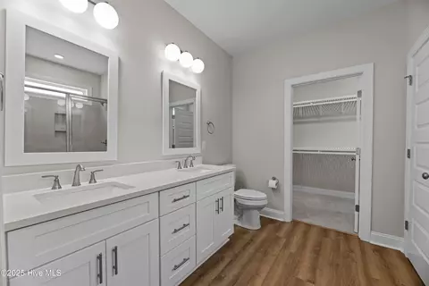 Bath - 1009 Exeter Pl, New Bern, NC 28562 photo 1 of 3