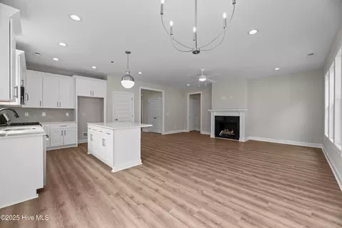 Other - 1009 Exeter Pl, New Bern, NC 28562 photo 4 of 8