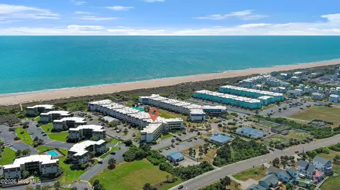 1904 E Fort Macon Rd #355, Atlantic Beach, NC 28512