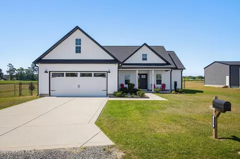 139 Annette Ln, Beulaville, NC 28518