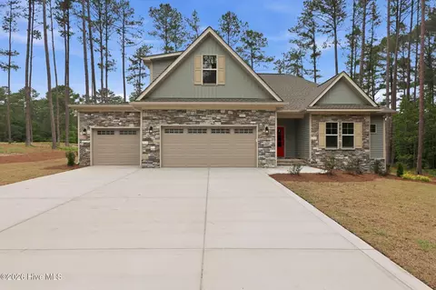 16651 Rabbit Run Ct, Wagram, NC 28396