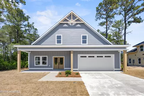 225 Gus Horne Rd, Holly Ridge, NC 28445