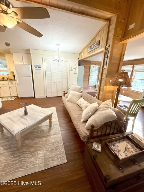 Living - 311 Gunas Dr, Kill Devil Hills, NC 27948 photo 4 of 6