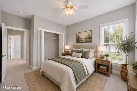 Bedroom - 908 Taberna Cir, New Bern, NC 28562 photo 6 of 7