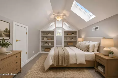 Bedroom - 908 Taberna Cir, New Bern, NC 28562 photo 7 of 7