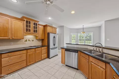 Kitchen - 908 Taberna Cir, New Bern, NC 28562 photo 3 of 3