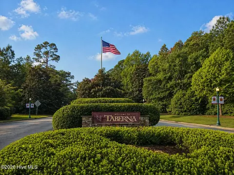 Exterior - 908 Taberna Cir, New Bern, NC 28562 photo 14 of 16