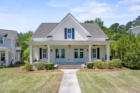 321 Jenoa Dr, Castle Hayne, NC 28429