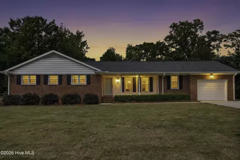 617 Windemere Rd, Wilmington, NC 28405