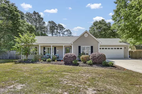 103 Greenview Ct, Hampstead, NC 28443