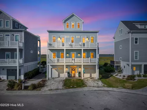177 Atkinson Rd, Surf City, NC 28445