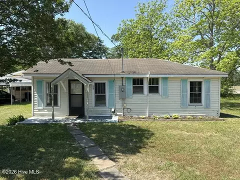 905 N C St, Bridgeton, NC 28519