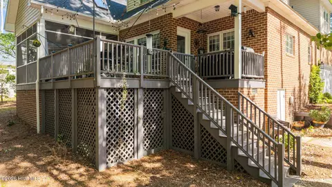 Exterior - 122 Providence Pl, Chocowinity, NC 27817 photo 10 of 17