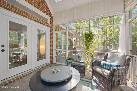 Exterior - 122 Providence Pl, Chocowinity, NC 27817 photo 5 of 17