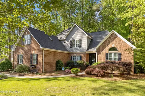 122 Providence Pl, Chocowinity, NC 27817