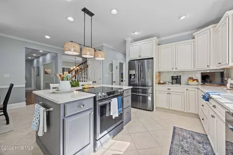 Kitchen - 122 Providence Pl, Chocowinity, NC 27817 photo 2 of 3