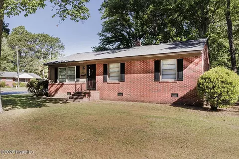 2832 Pelham Rd, Rocky Mount, NC 27804