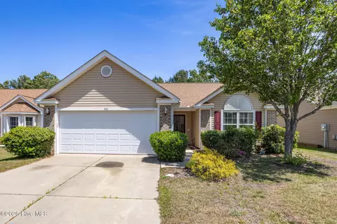 910 Elderberry Ln SW, Sunset Beach, NC 28468