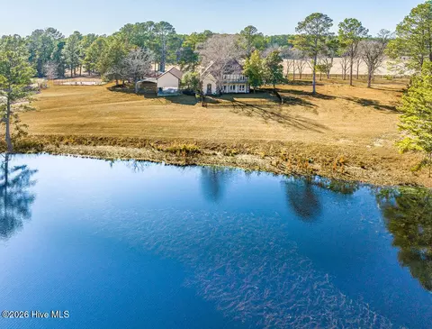 450 Addor Rd, Aberdeen, NC 28315