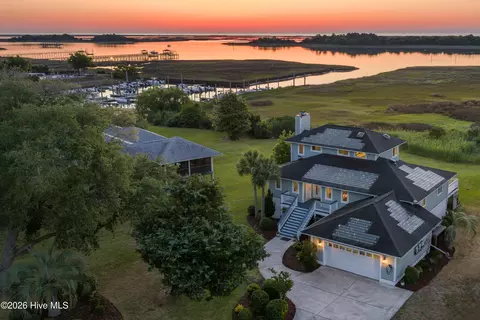2545 Crab Catcher Ct, Wilmington, NC 28409