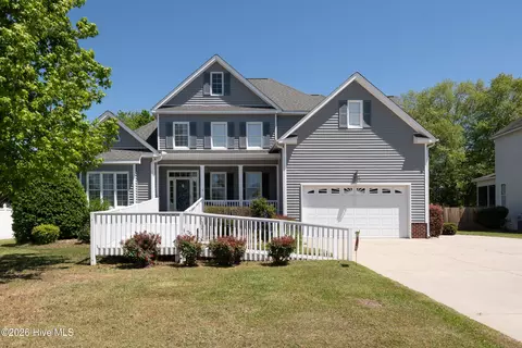 2215 Black Horse Ln, Winterville, NC 28590