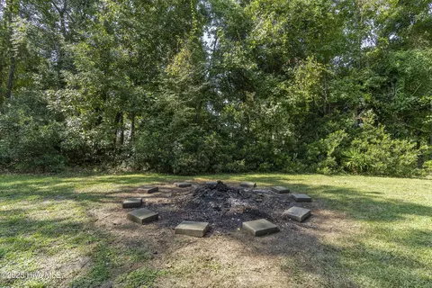 Exterior - 147 Pine Needle Dr, Hampstead, NC 28443 photo 25 of 28