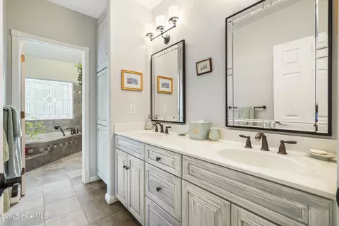 Bath - 147 Pine Needle Dr, Hampstead, NC 28443 photo 6 of 11