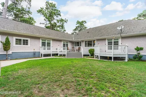 Exterior - 147 Pine Needle Dr, Hampstead, NC 28443 photo 19 of 28