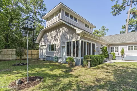 Exterior - 147 Pine Needle Dr, Hampstead, NC 28443 photo 7 of 28