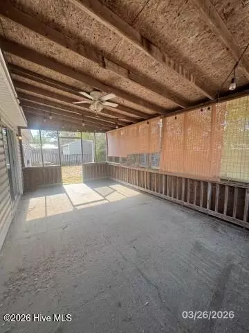 Exterior - 309 Crown Point Rd, Hubert, NC 28539 photo 2 of 2