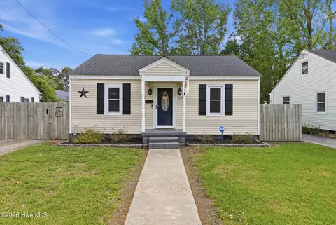 1119 W Colonial Ave, Elizabeth City, NC 27909