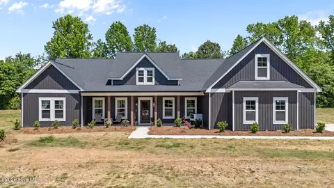 355 Graham Rd, Cameron, NC 28326