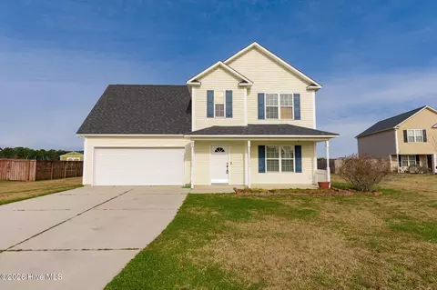 131 Cherry Grove Dr, Richlands, NC 28574