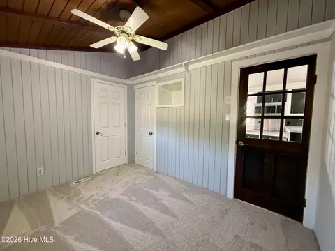 Bedroom - 2714 Harrison Rd, Williamston, NC 27892 photo 2 of 4