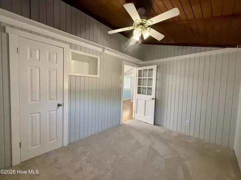 Bedroom - 2714 Harrison Rd, Williamston, NC 27892 photo 3 of 4