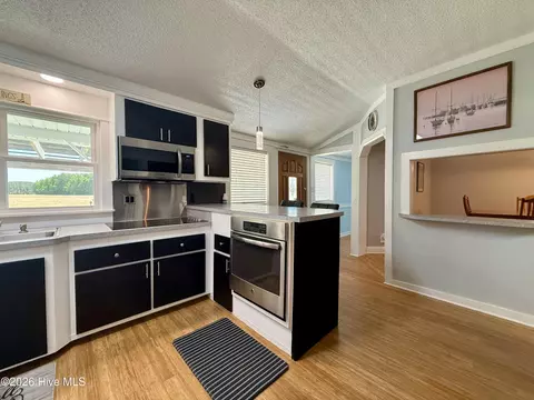 Kitchen - 2714 Harrison Rd, Williamston, NC 27892 photo 3 of 7