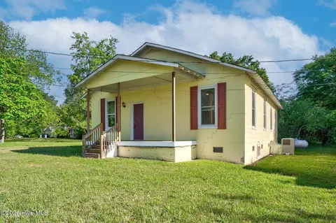 Exterior - 307 E Irwin St, Pinetops, NC 27864 photo 4 of 4