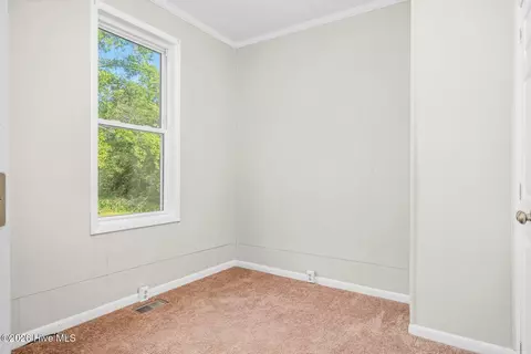Bedroom - 307 E Irwin St, Pinetops, NC 27864 photo 2 of 3