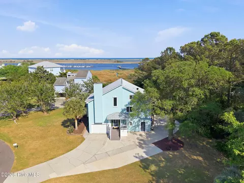 7111 Grouper Ct, Wilmington, NC 28409